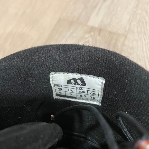 Men's (8) Snowboard Boots - Picture 3 of 3